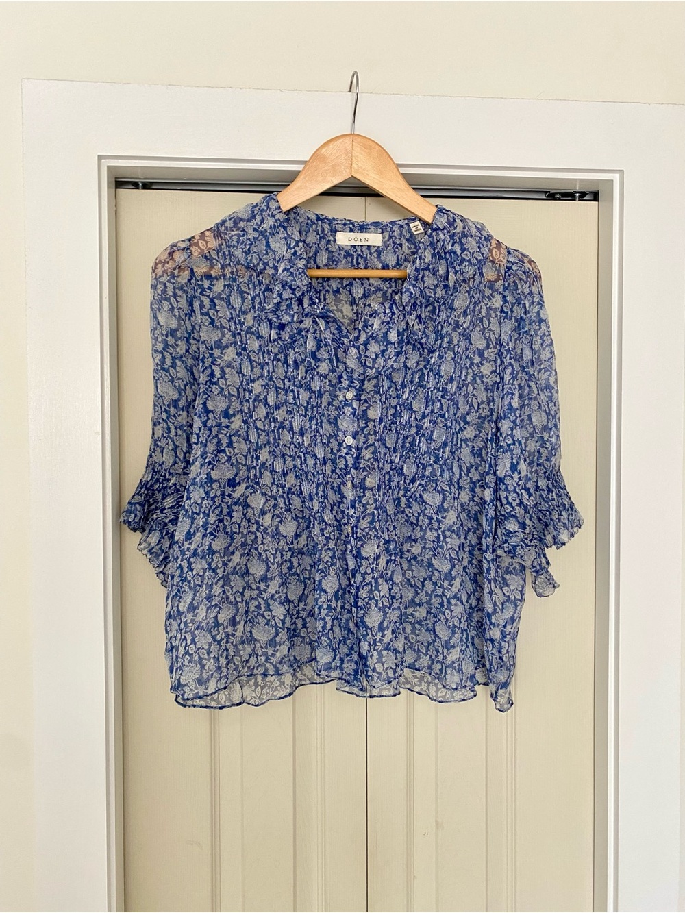 Doen Lea Silk Blouse - Picture 2 of 6